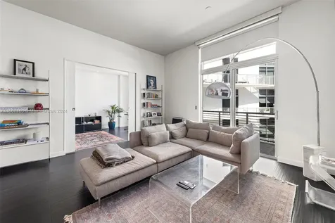 2001 Meridian Avenue Miami Beach FL 33139