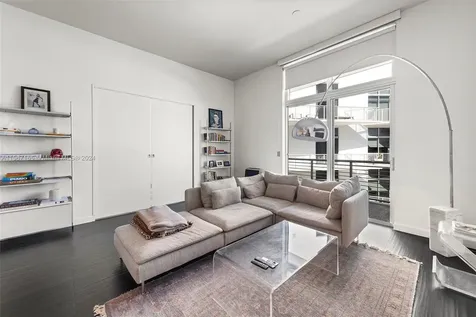 2001 Meridian Avenue Miami Beach FL 33139