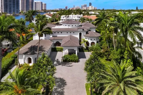 310 S Parkway Golden Beach FL 33160