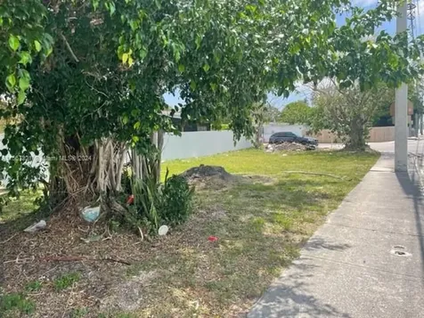 2155 NW 152nd Street Miami Gardens FL 33054