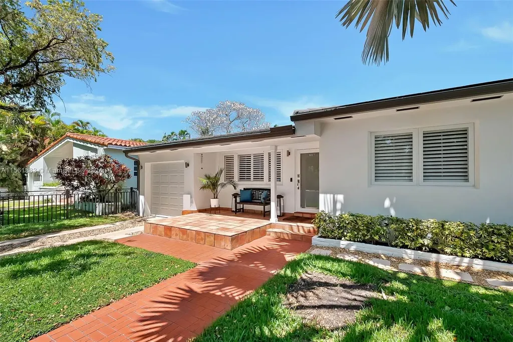 1221 Aguila Avenue Coral Gables FL 33134