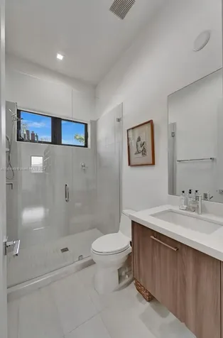 8151 NW 48th Terrace Doral FL 33166