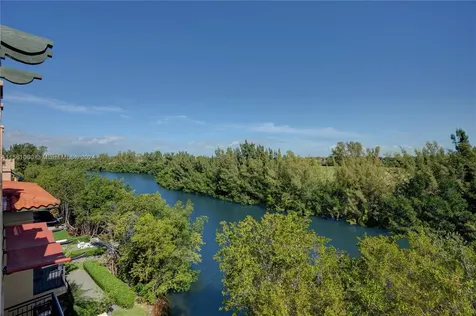 6206 Paradise Point Drive Palmetto Bay FL 33157