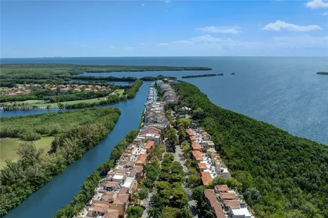 6206 Paradise Point Drive Palmetto Bay FL 33157