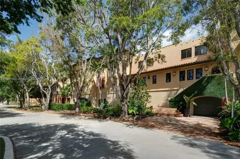 6206 Paradise Point Drive Palmetto Bay FL 33157