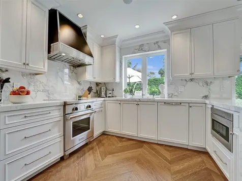 1625 NE 7th Place Fort Lauderdale FL 33304