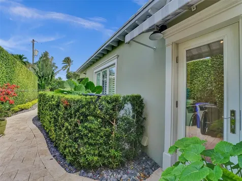 1625 NE 7th Place Fort Lauderdale FL 33304