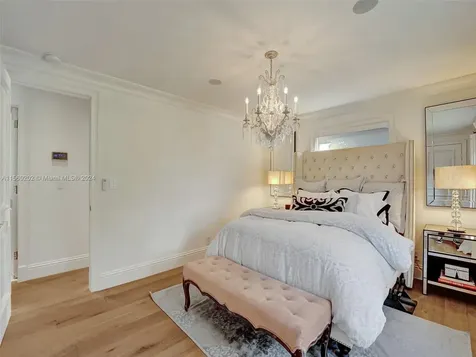 1625 NE 7th Place Fort Lauderdale FL 33304