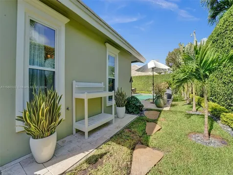 1625 NE 7th Place Fort Lauderdale FL 33304