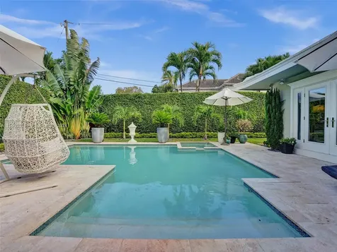 1625 NE 7th Place Fort Lauderdale FL 33304