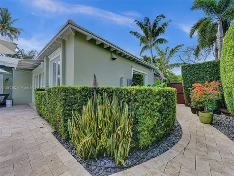 1625 NE 7th Place Fort Lauderdale FL 33304