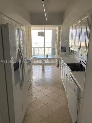 21205 Yacht Club Drive Aventura FL 33180