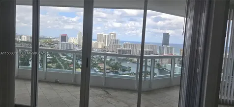 21205 Yacht Club Drive Aventura FL 33180