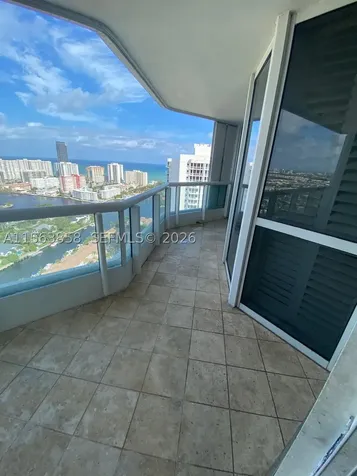21205 Yacht Club Drive Aventura FL 33180