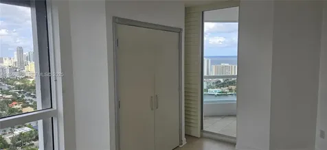 21205 Yacht Club Drive Aventura FL 33180