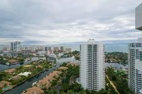21205 Yacht Club Drive Aventura FL 33180