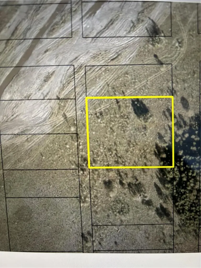 33 Street SW 164 Avenue Miami FL 33185