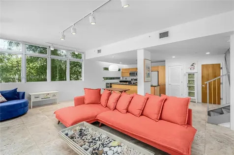 1577 Bay Road Miami Beach FL 33139