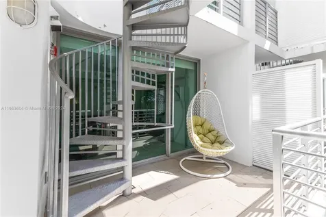 1577 Bay Road Miami Beach FL 33139