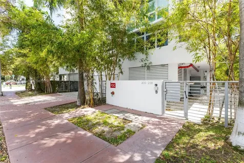 1577 Bay Road Miami Beach FL 33139