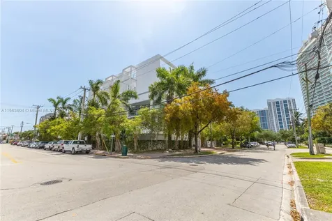 1577 Bay Road Miami Beach FL 33139