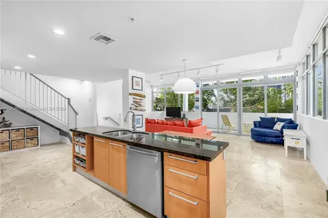 1577 Bay Road Miami Beach FL 33139