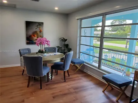 823 Lake Mcgregor Drive Fort Myers FL 33919