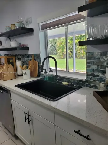 823 Lake Mcgregor Drive Fort Myers FL 33919