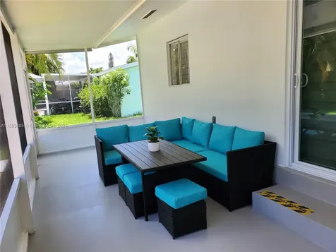 823 Lake Mcgregor Drive Fort Myers FL 33919