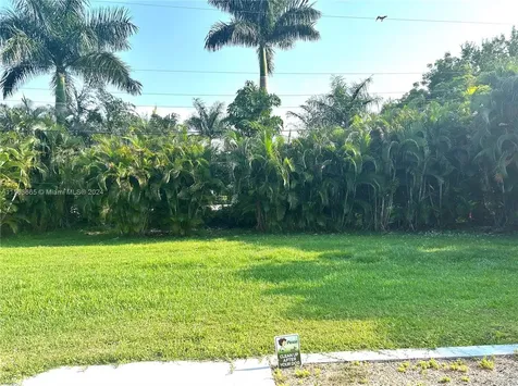 823 Lake Mcgregor Drive Fort Myers FL 33919