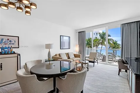 4391 Collins Avenue Miami Beach FL 33140