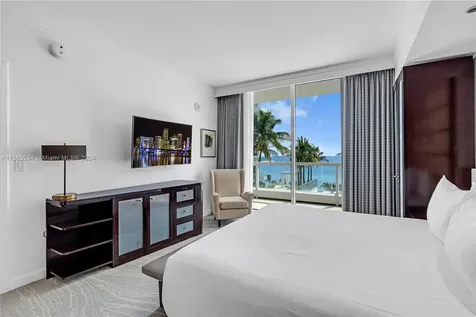 4391 Collins Avenue Miami Beach FL 33140