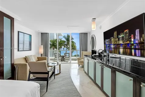 4391 Collins Avenue Miami Beach FL 33140