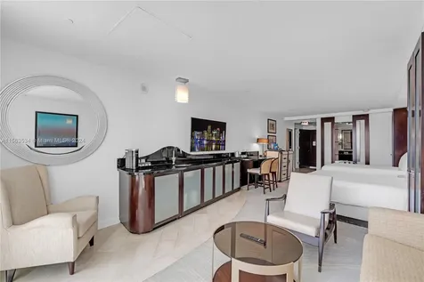 4391 Collins Avenue Miami Beach FL 33140