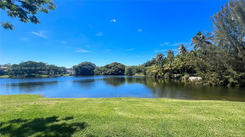 10600 Lakeside Drive Coral Gables FL 33156