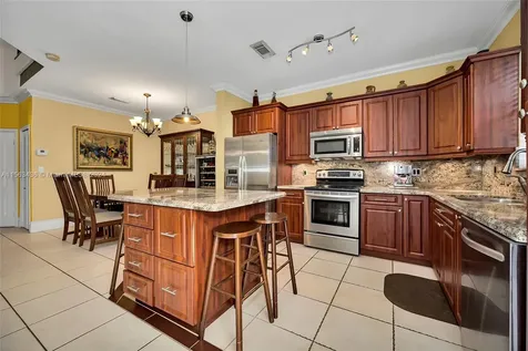 11424 NW 43rd Terrace Doral FL 33178