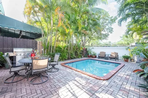 11424 NW 43rd Terrace Doral FL 33178