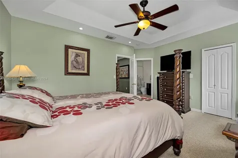 11424 NW 43rd Terrace Doral FL 33178