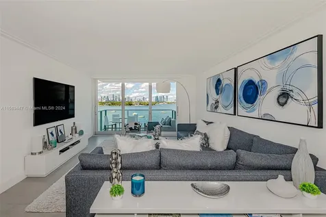 1000 West Avenue Miami Beach FL 33139