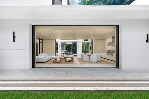 7320 Erwin Road Miami FL 33143