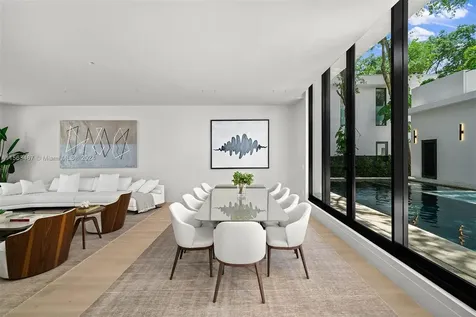 7320 Erwin Road Miami FL 33143