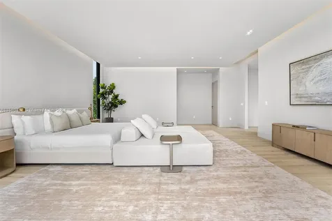 7320 Erwin Road Miami FL 33143