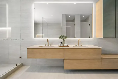 7320 Erwin Road Miami FL 33143