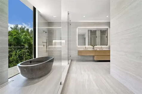 7320 Erwin Road Miami FL 33143