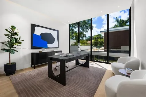 7320 Erwin Road Miami FL 33143