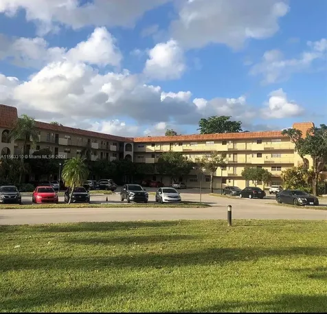 6201 N Falls Circle Drive Lauderhill FL 33319