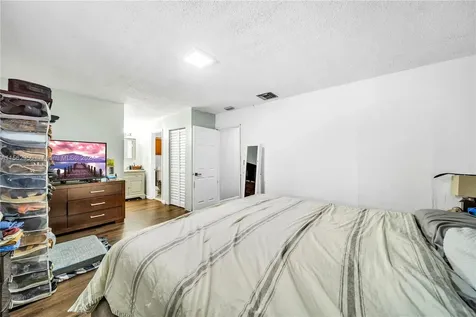 875 E 29th Street Hialeah FL 33013
