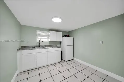 875 E 29th Street Hialeah FL 33013