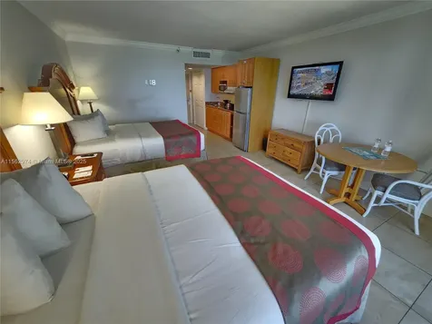 19201 Collins Avenue Sunny Isles Beach FL 33160