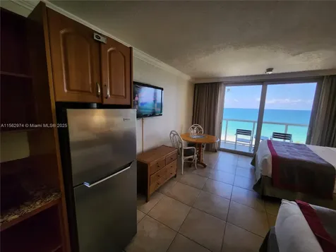 19201 Collins Avenue Sunny Isles Beach FL 33160